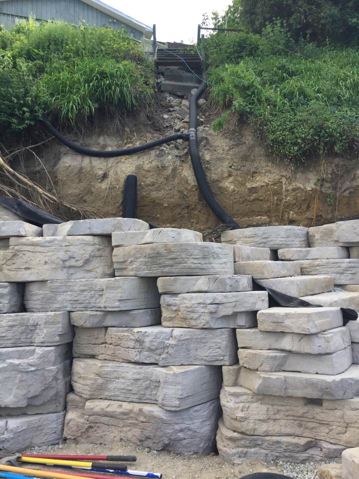 fh decks and landscaping graphic image